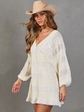 NWT VICI Afternoon Haze Ruffle Trim Mini Dress